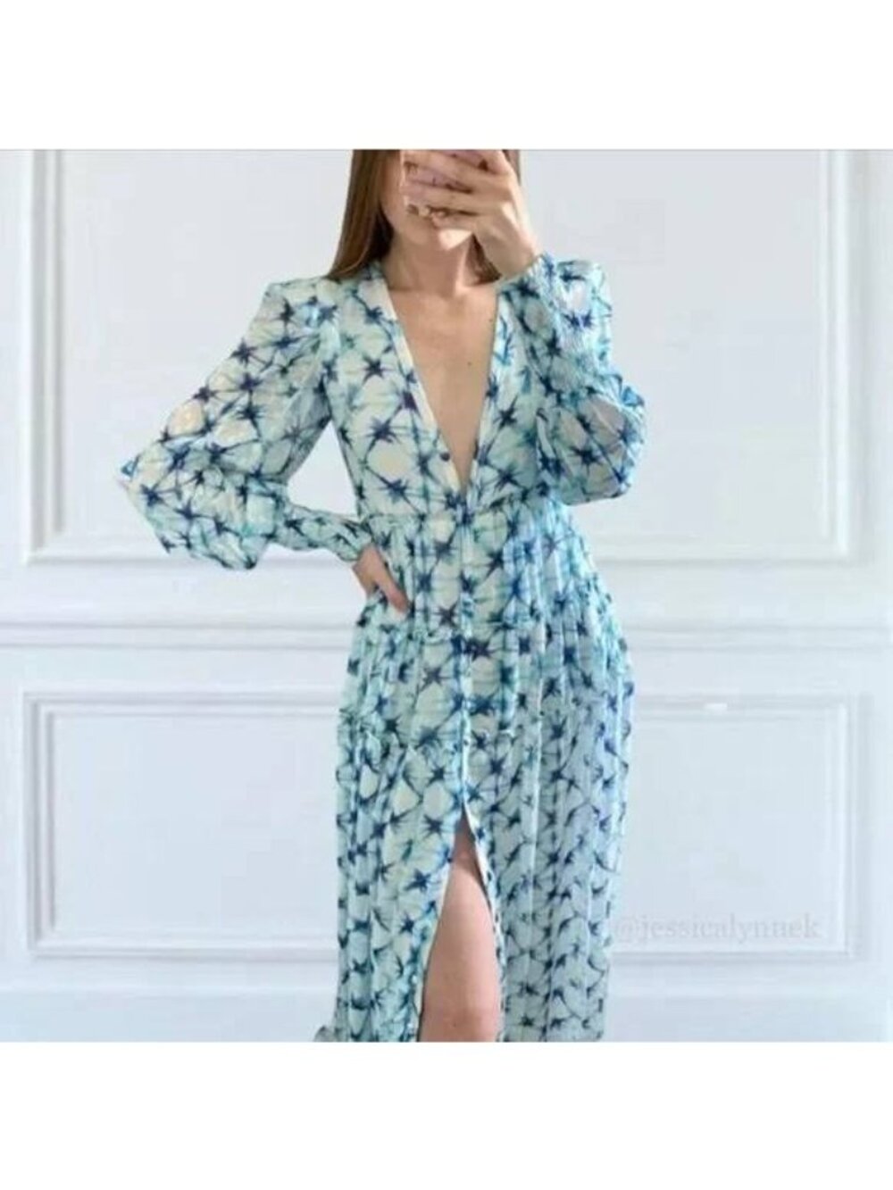 NWT Rococo Sand Women’s Blue Long Sleeves Button Multi Maxi Dress Size S - Picture 2 of 9